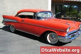 Автомобилите на Ford са построени от 1942 до 1945 година