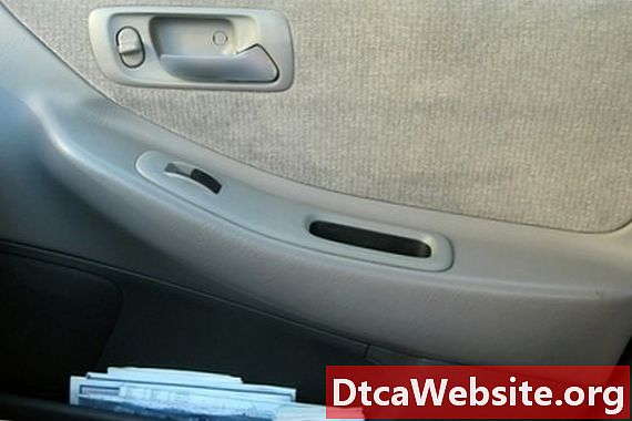 Kako diagnosticiram težave z regulatorjem moči okna v avtomobilu?