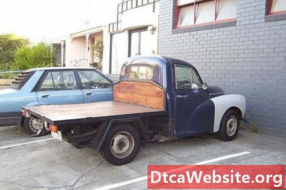 Sådan bygger du en flatbed truck ud af træ - Bilreparation