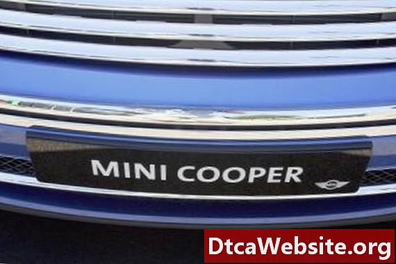 Как да сменим резервната гума на Mini Cooper