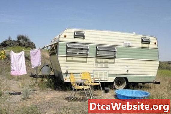 How to Convert a Travel Trailer Into a Home