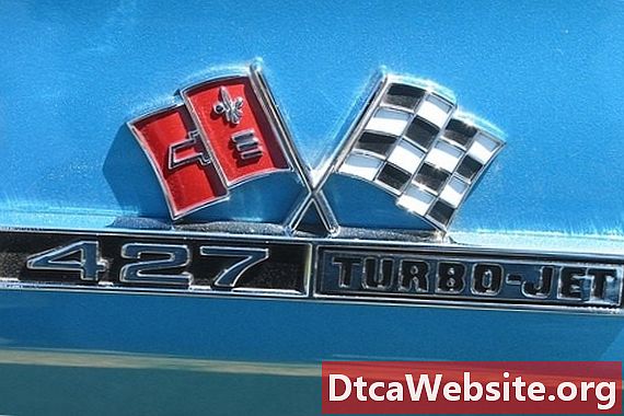 Jak identifikovat motor Chevy 427 - Oprava Auta