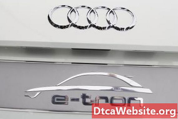 Com operar un sistema de navegació Audi - Reparació D'Automòbils