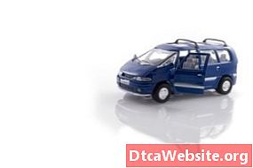 Ako odstrániť strešné lišty Honda Odyssey Van - Autoservis