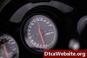 Cách truy xuất mã kiểm tra động cơ trên Ford Focus - SửA ChữA Ô Tô