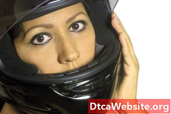 Come sapere se il casco è approvato DOT - Riparazione Auto
