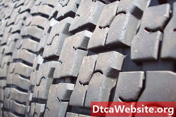 Como tratar a podridão seca em pneus - Reparo Do Carro