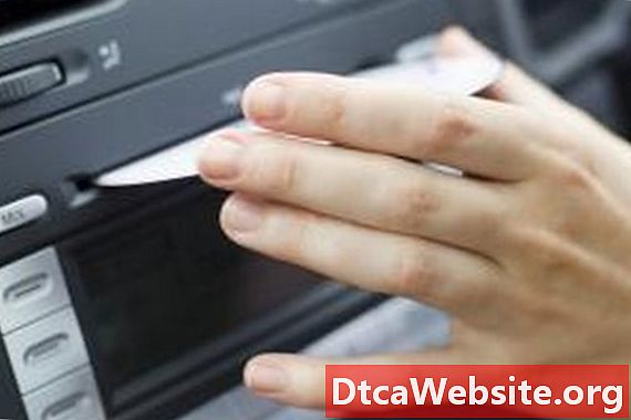 Problémy s meničmi diskov Mercedes CD - Autoservis
