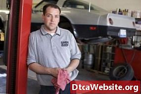Vad är en bränsletrycksensor? - Bil Reparation
